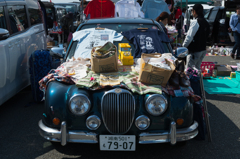 フリーマーケット　ボンネット売り場