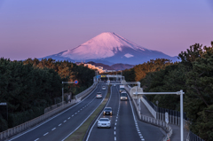 夜明けの134号線