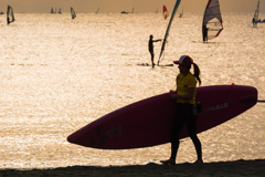 逗子海岸　サーファー