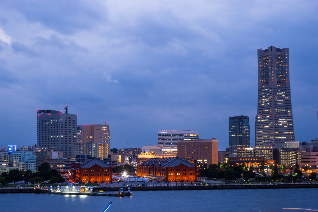 カミソリマクロで撮るみなとみらい