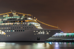 MSCリリカ横浜初入港