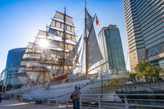 帆船日本丸　総帆展帆・満船飾