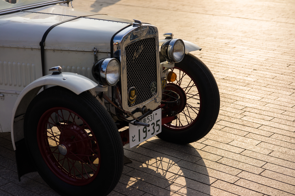 赤レンガ倉庫　ヒストリックカー