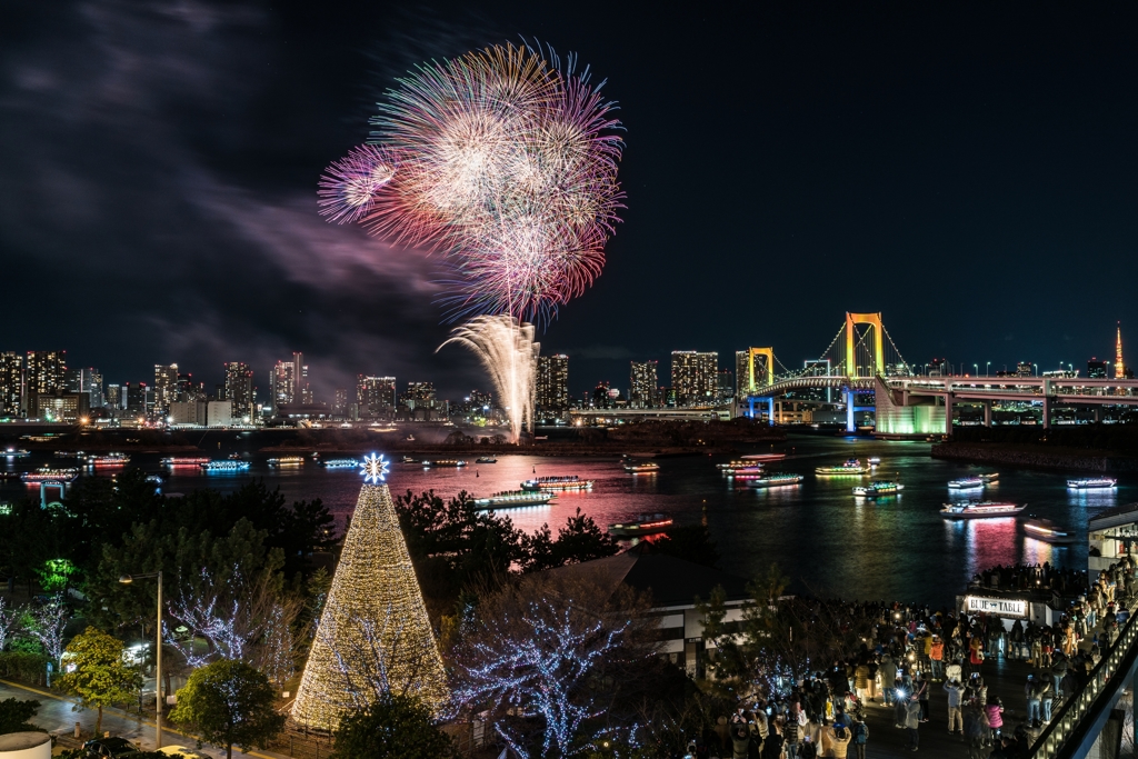 平成最後のお台場レインボー花火