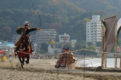 逗子海岸　流鏑馬
