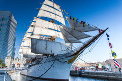 帆船日本丸　総帆展帆・満船飾