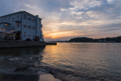 鐙摺夕景