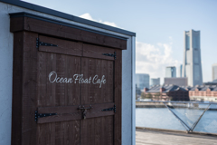Ocean float cafe
