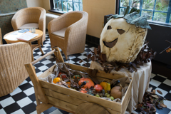 山手西洋館ハロウィン装飾　ベーリックホール