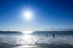 台風18号あとの森戸海岸