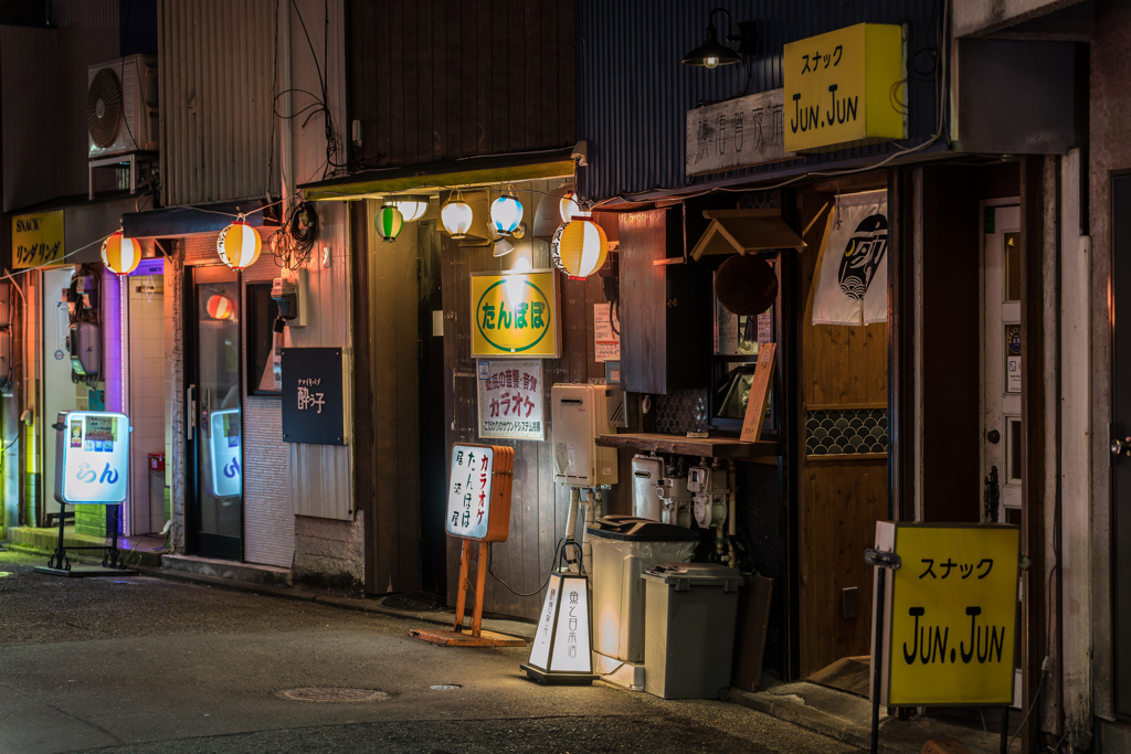 横須賀中央　若松マーケット