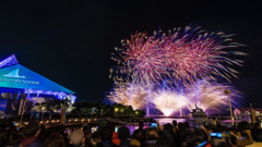八景島　クリスマスイブ花火シンフォニア