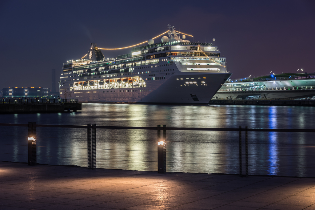 MSCリリカ横浜初入港