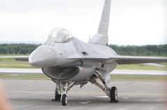 F16エンジン始動
