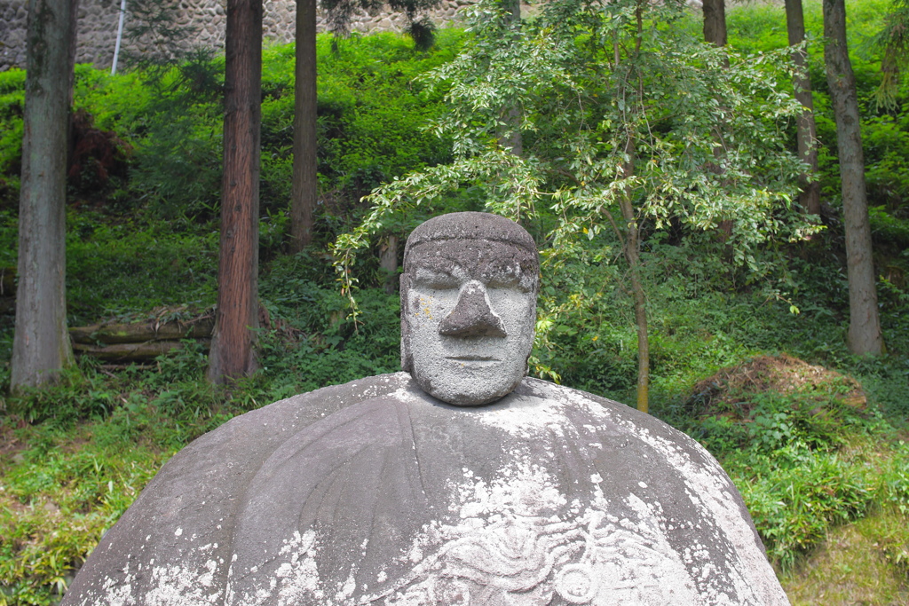 万治の石仏