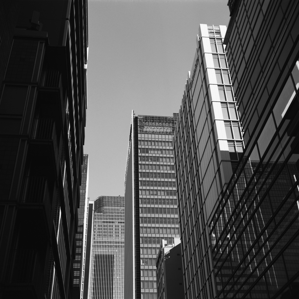 Tokyo Morning Walk - Yaesu #3 (Film)