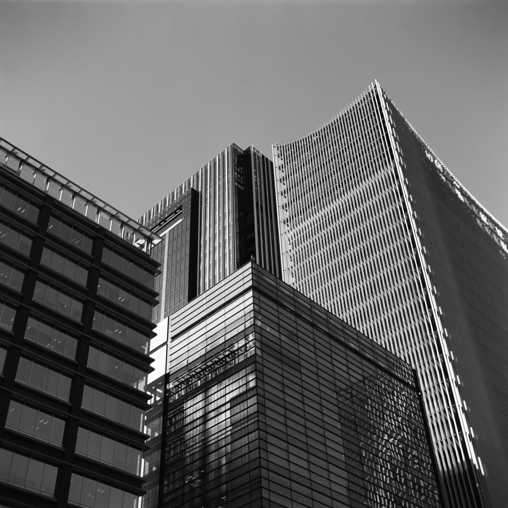 Tokyo Morning Walk - Yaesu (Film)