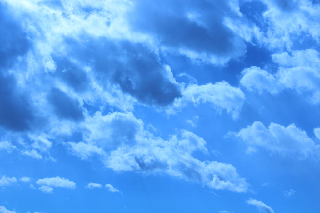 ｂｕｌｅ　ｓｋｙ