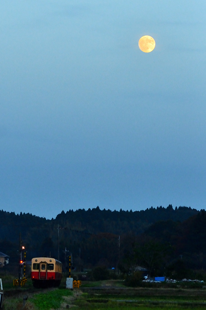 スーパームーン前夜