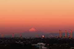 ランドマークタワー燃ゆ