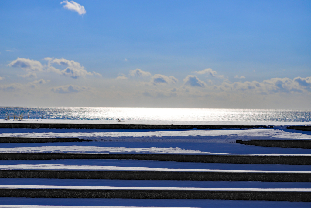 海と空へ続く階段