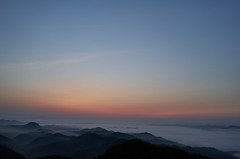 鶏足山の夜明け