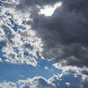 雲がいい感じだったのでつい、縦位置