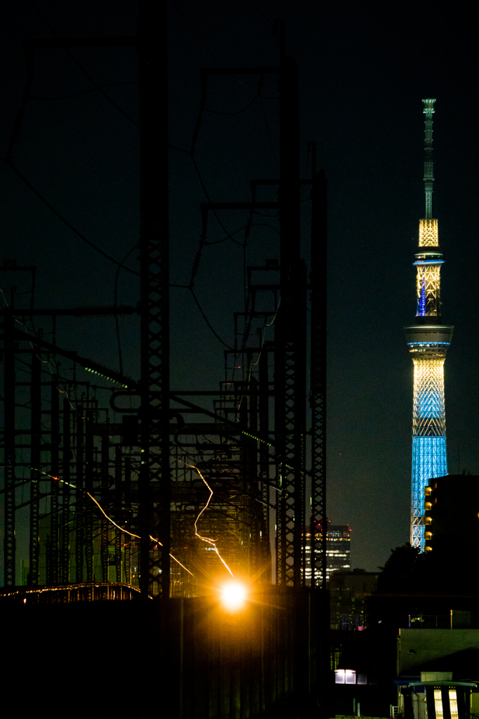 闇夜を切り裂く一つの光