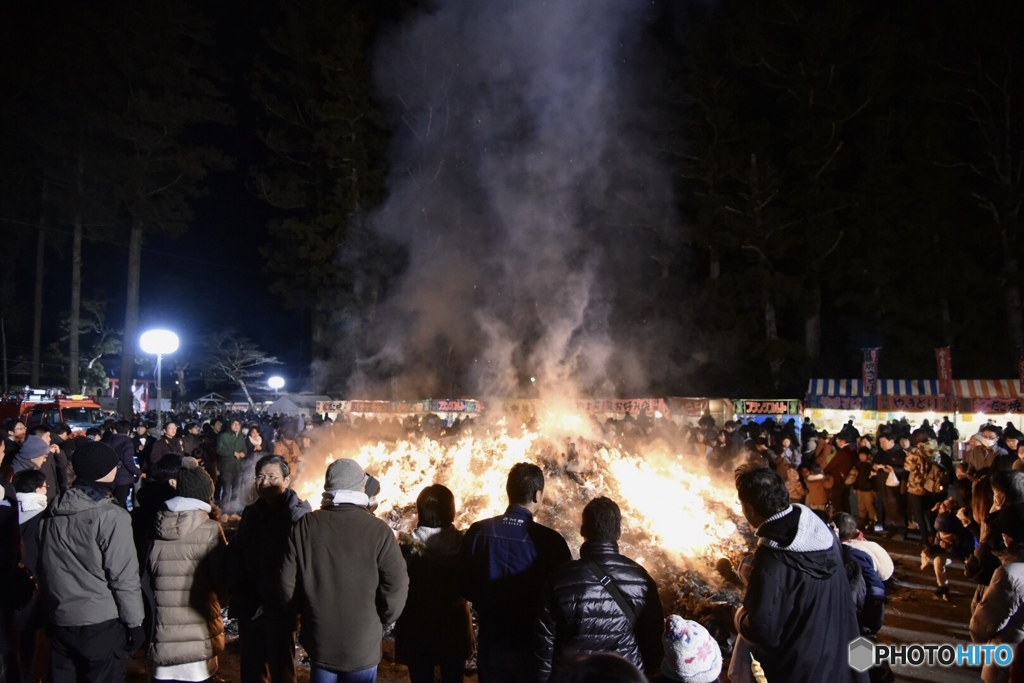 どんと祭 賀茂神社