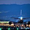 伊丹空港 千里川からの夜景