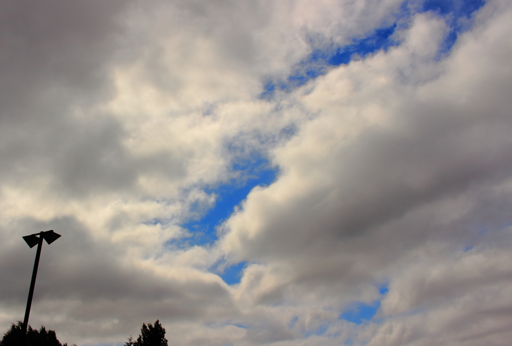 抵抗する雲
