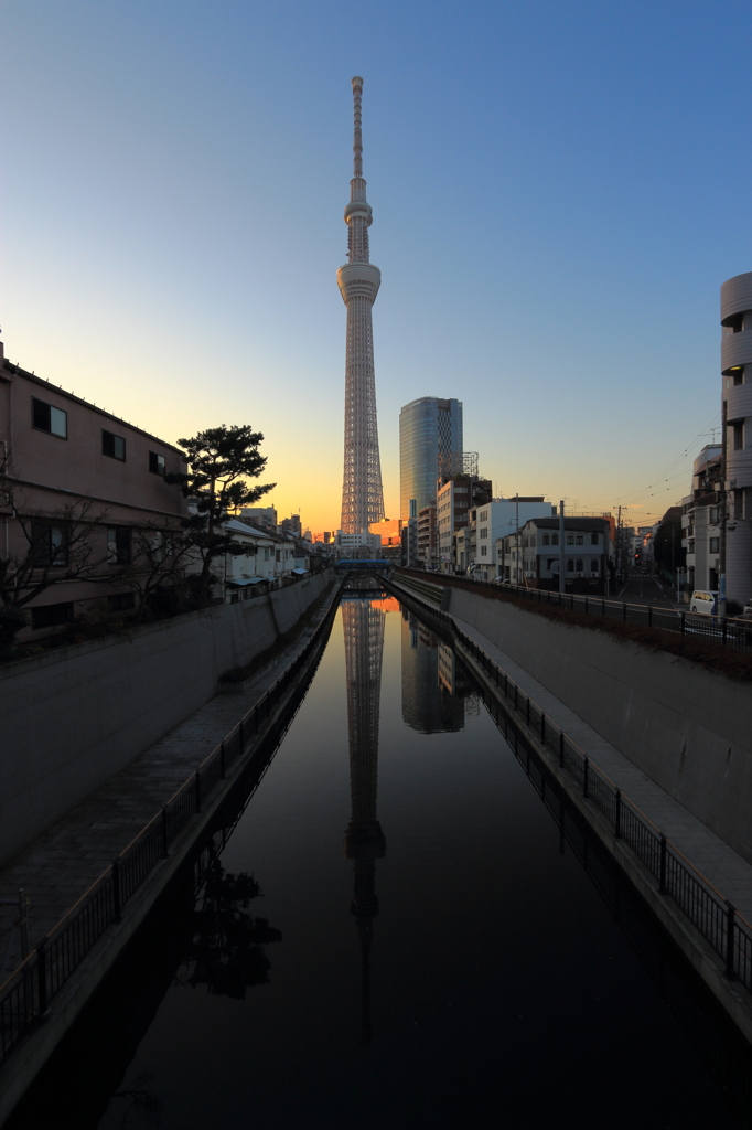 十間橋の夕刻