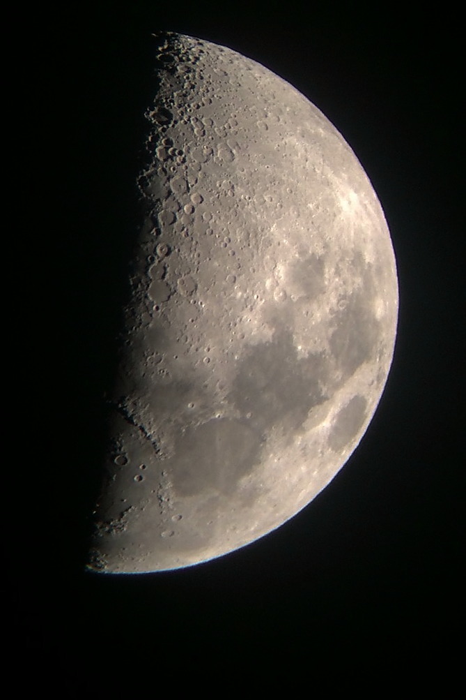 スマホで迫る天体写真