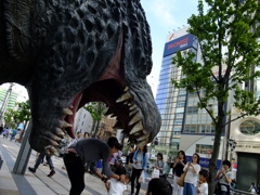 食われるっ！！