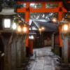 雨の灯