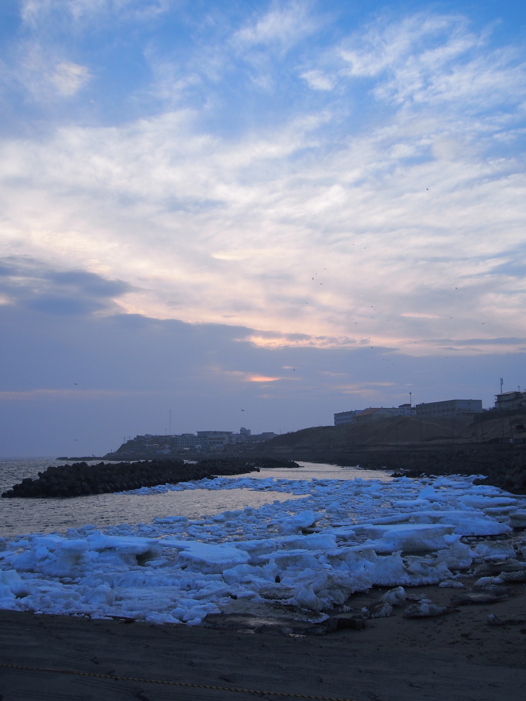 夕暮れの流氷