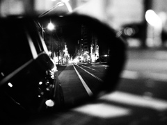 ミラー内の夜街