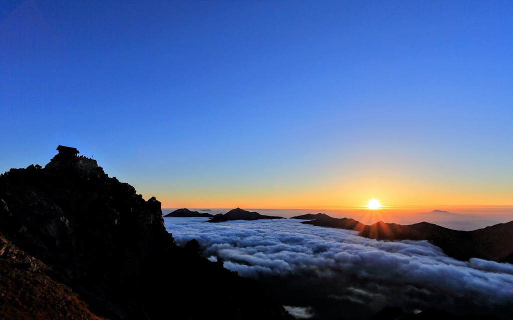 ご来光 立山雄山 