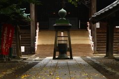 雨上がりの中山法華経寺２