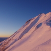 染まる赤岳と富士山