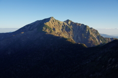 朝の鹿島槍ヶ岳