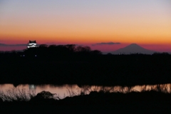 城と富士山と