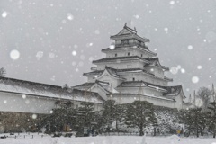 雪の鶴ヶ城