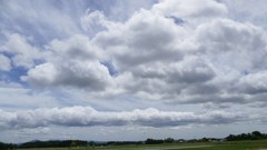 風が吹き荒れた日の空４
