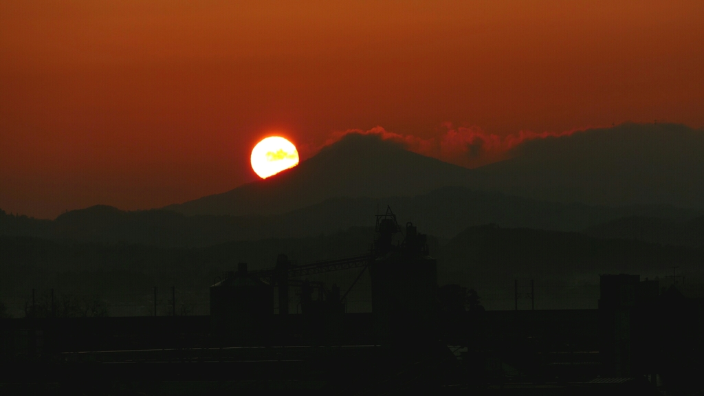 三春富士よりの日の出