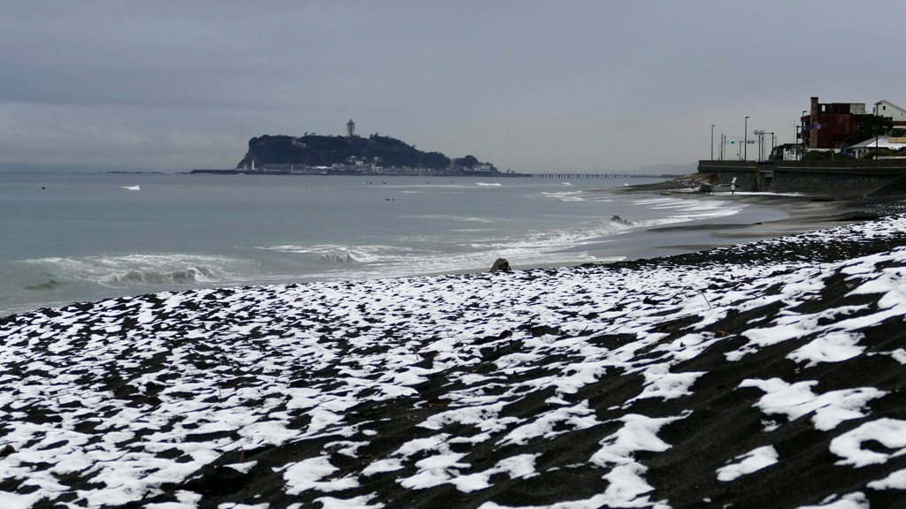 1180748 雪と江ノ島