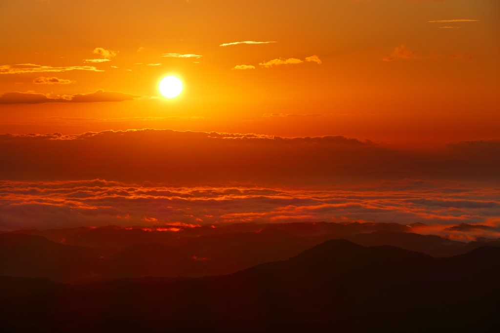 栗駒山からの日の出２