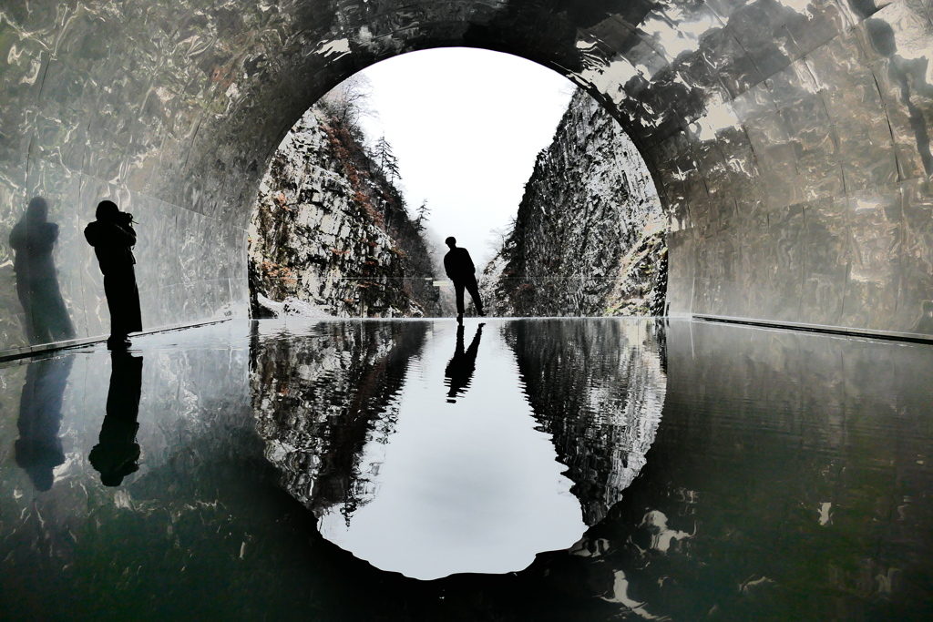 釣られて斜めに