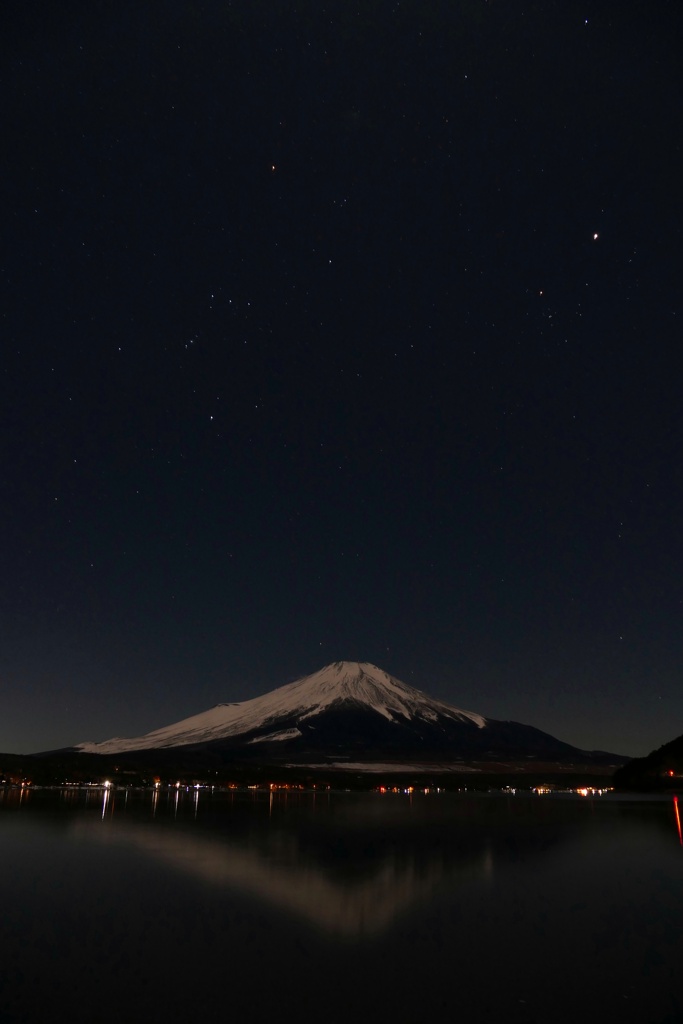 オリオン座と富士山