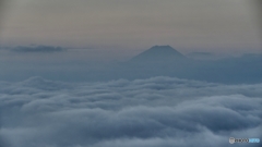 雲上の富士山２